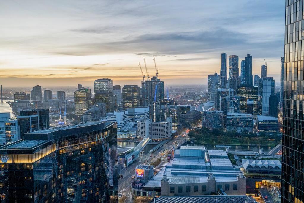 Luxe Haven - 42Nd Floor Panoramic City Views Melbourne Bagian luar foto